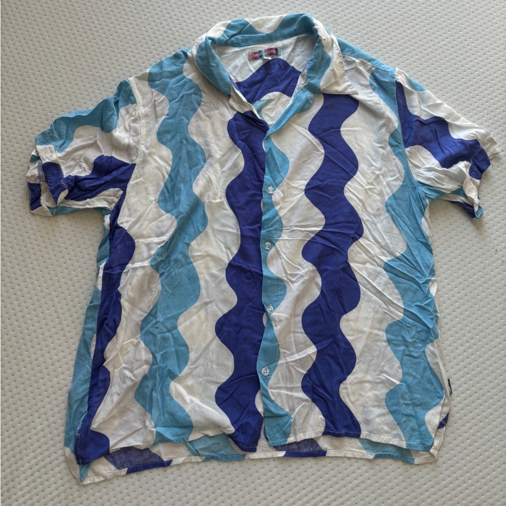 UO Retro Wave Camp Collar Shirt